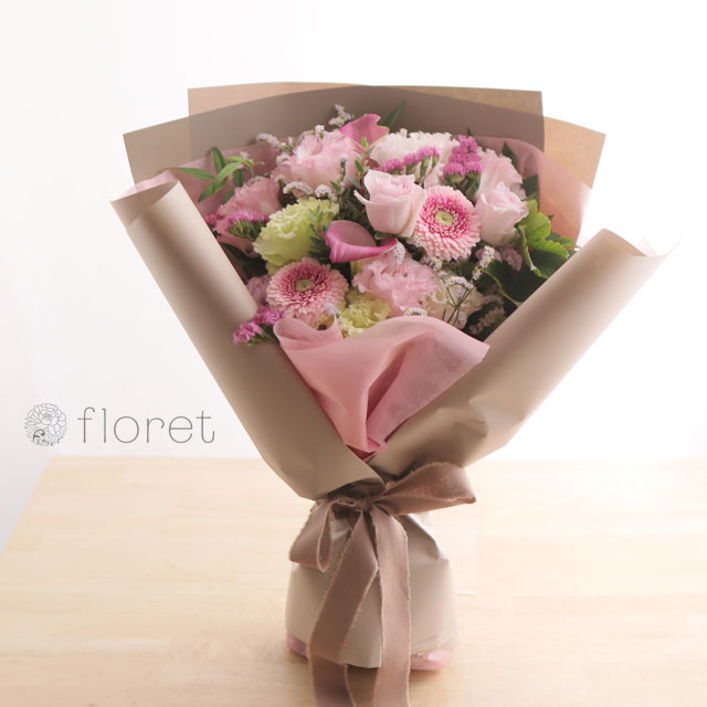 花束（おしゃれなラッピング）お任せピンク系サンプル画像F