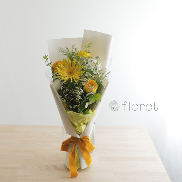 スリムな花束（お任せ黄色系）サンプル画像A