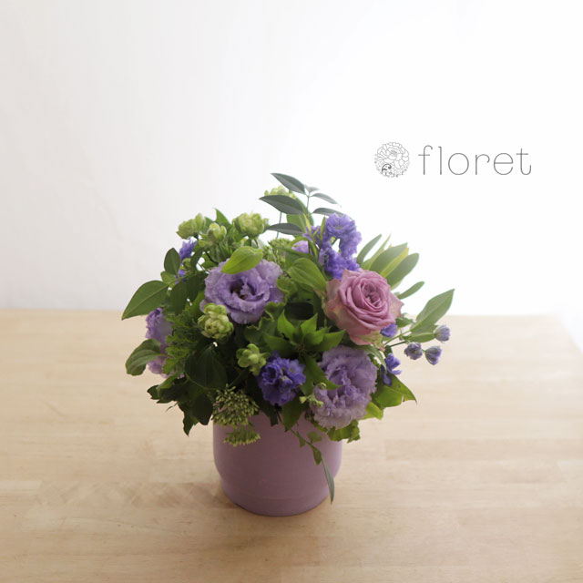 紫色ポットのラベンダーアレンジメント　サンプル画像E